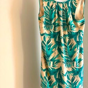 Gently used swing dress in great condition for sale